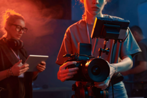 Création de teasers et récapitulatifs vidéo pour événements.